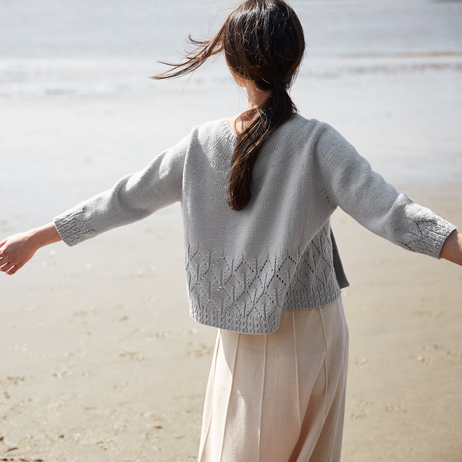 Strickanleitung Cardigan Caresse