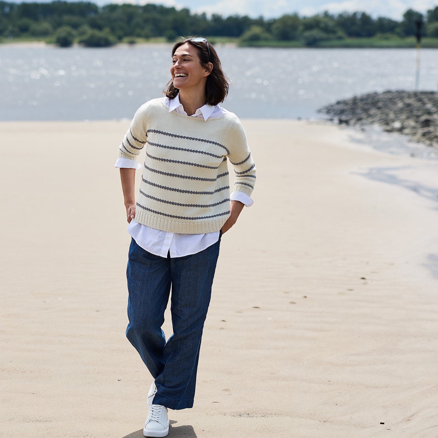 Strickanleitung Pullover Whispering Breeze
