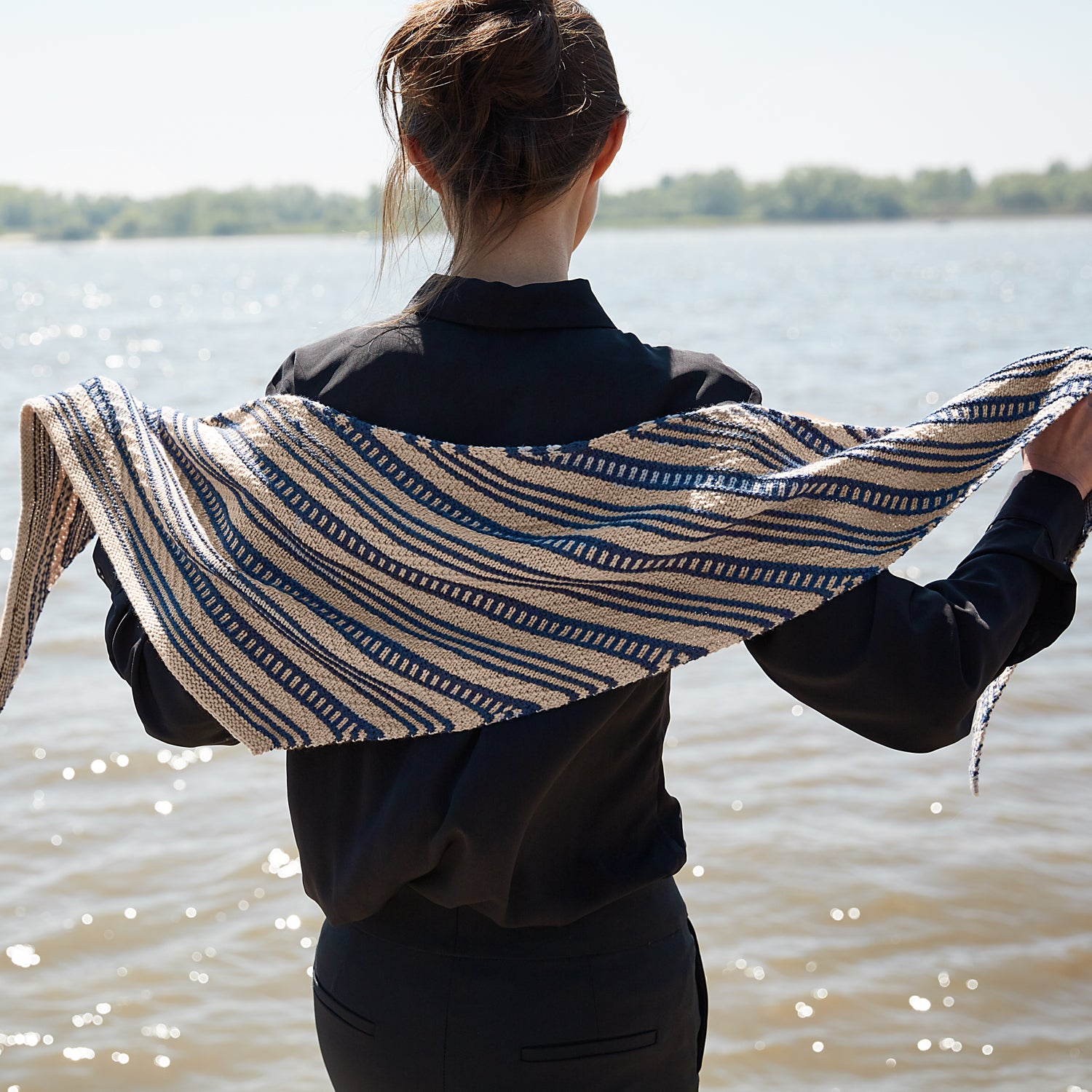 Pattern Shawl Contact